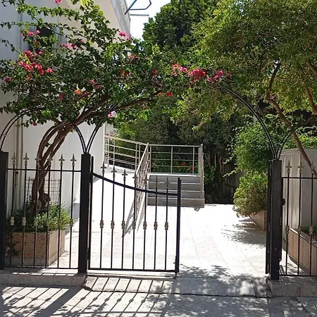 Giannis Valeria 펜션 Rhodes City